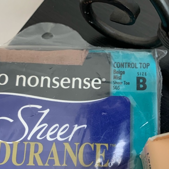 Hosiery Bundle Size B - 5ct - Picture 5 of 7